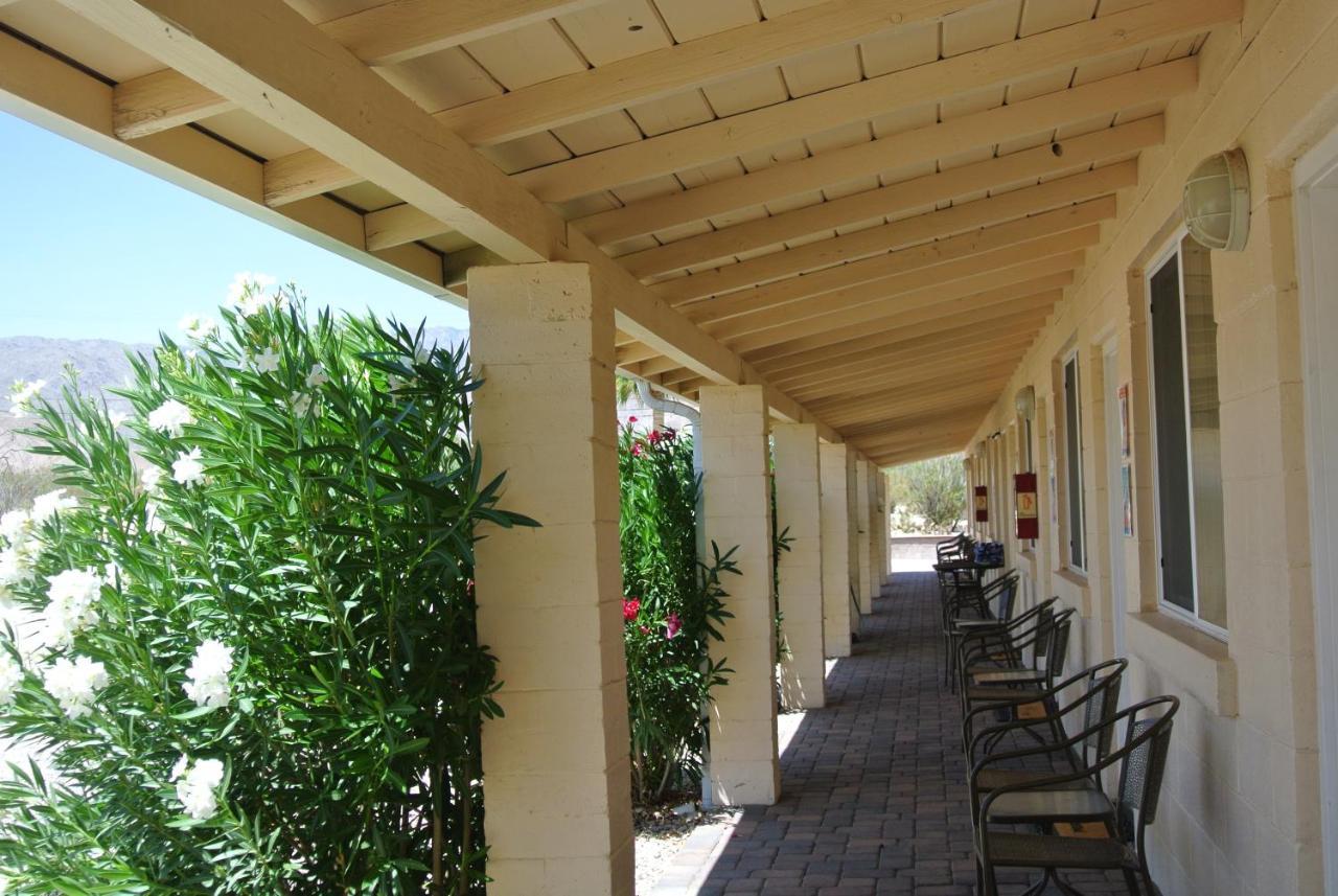 Borrego Springs Motel Экстерьер фото