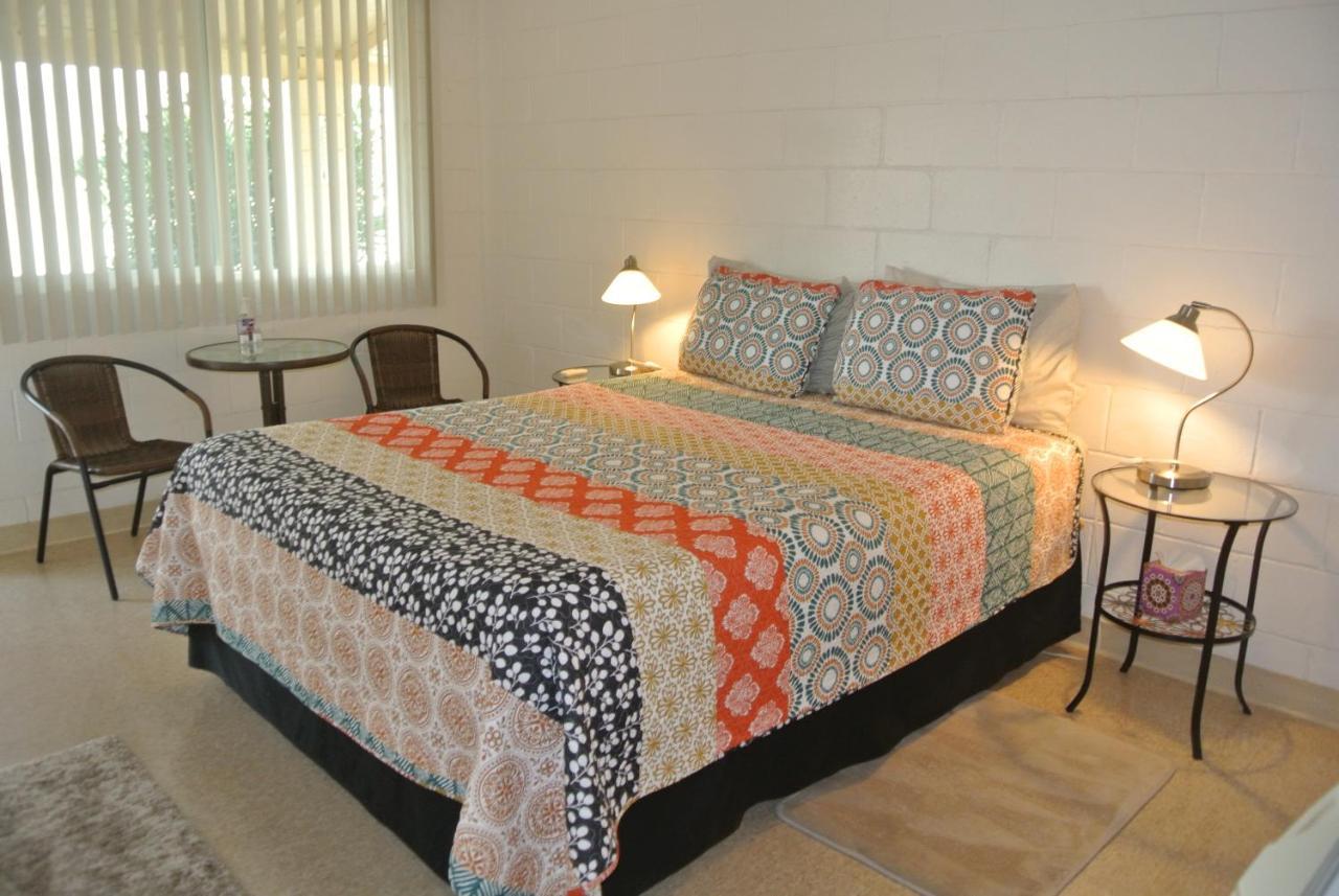 Borrego Springs Motel Экстерьер фото